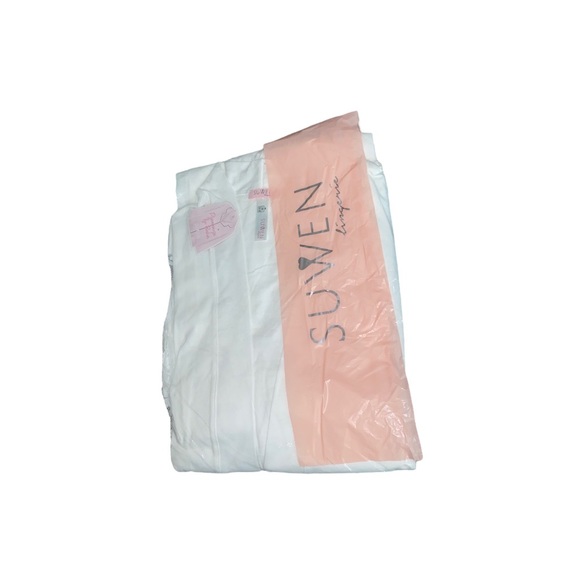 White Maternity ROBE - Picture 2 of 2